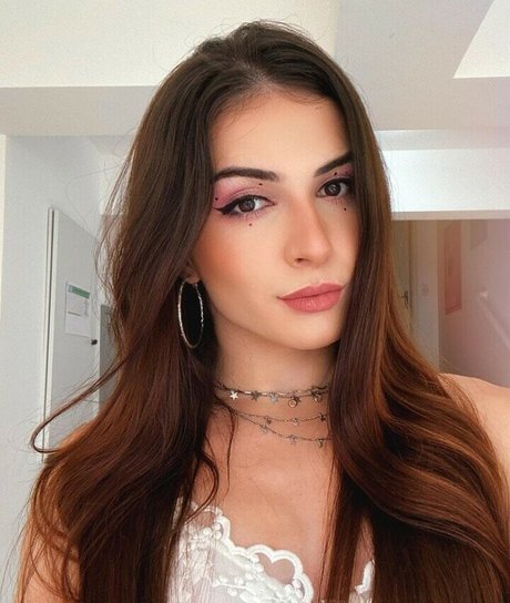 Angela Moraes