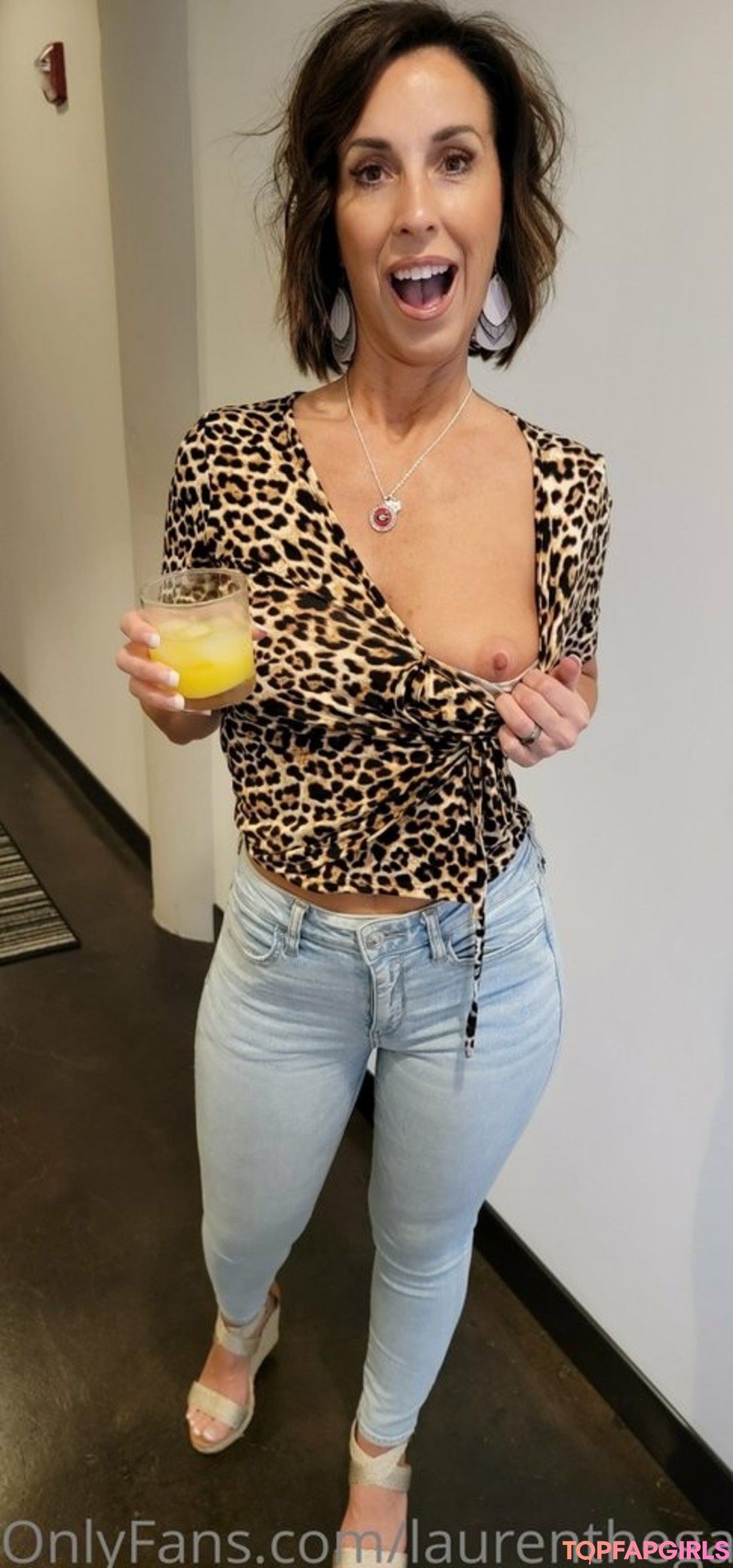 Foto desnuda filtrada de OnlyFans de Laurenthega #47 Foto desnuda filtrada de OnlyFans de Laurenthega #47