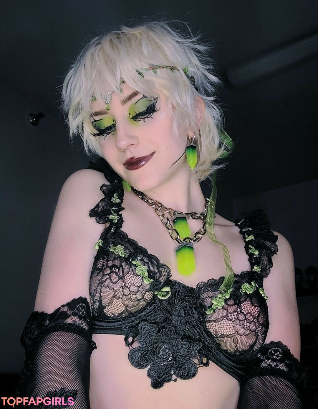 Foto desnuda filtrada de OnlyFans de Katietriggersme #348 Foto desnuda filtrada de OnlyFans de Katietriggersme #348