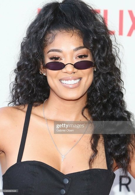 Mila J