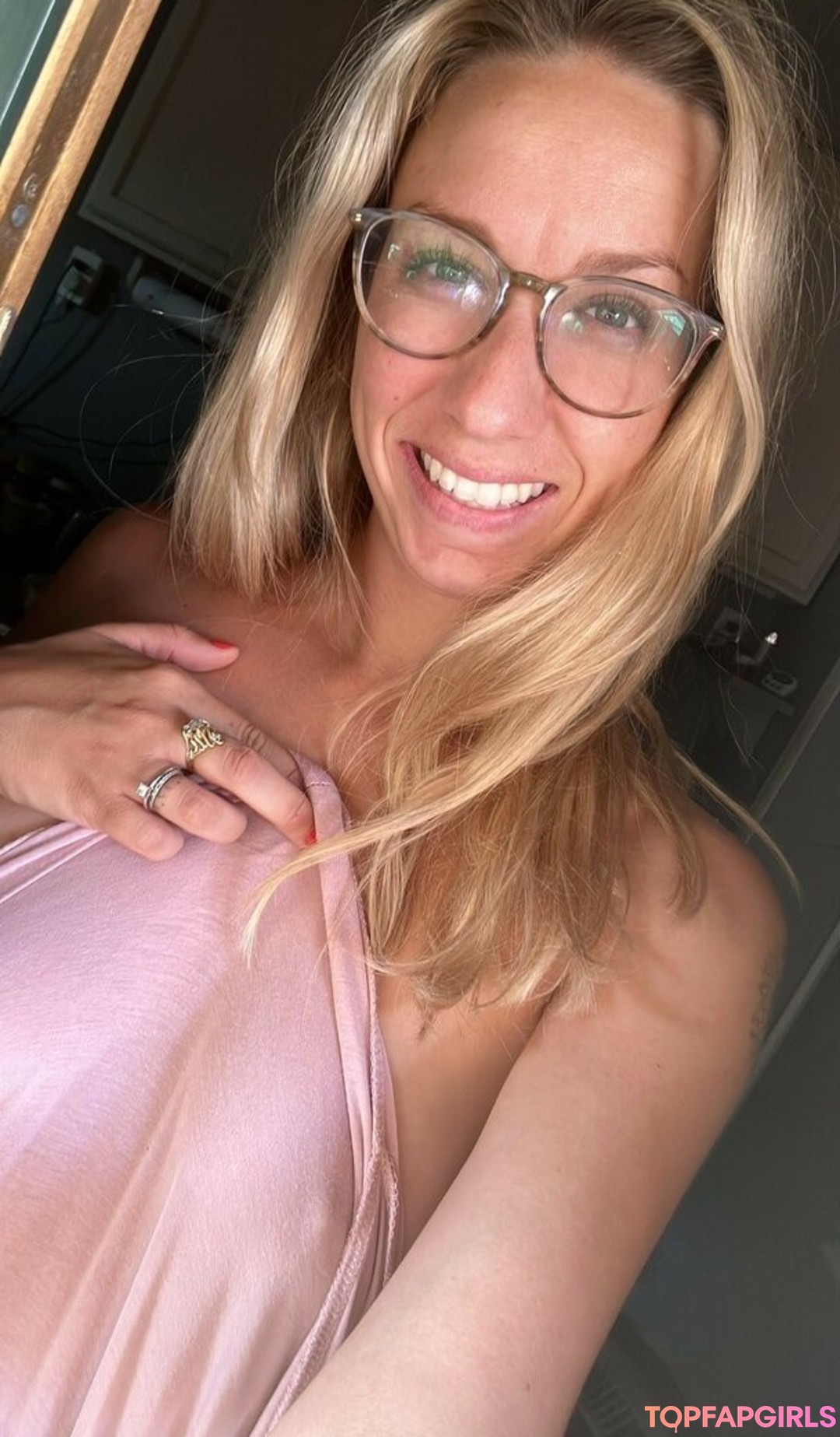 Foto desnuda filtrada de OnlyFans de Daddymommy69 #18 Foto desnuda filtrada de OnlyFans de Daddymommy69 #18