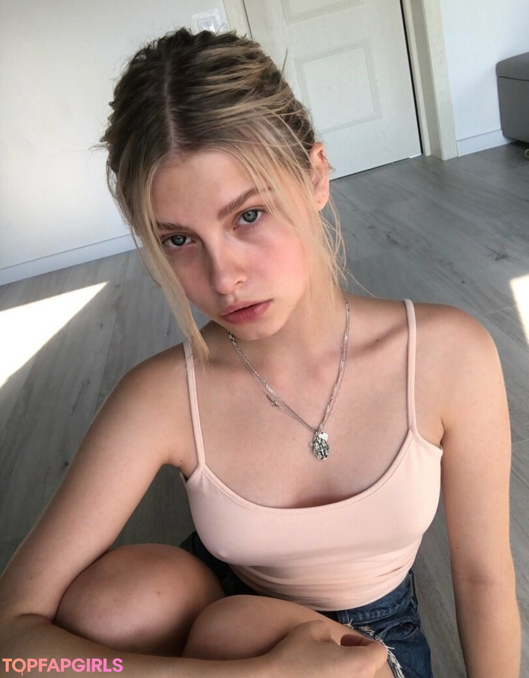 Foto desnuda filtrada de OnlyFans de Nastymazhara #16 Foto desnuda filtrada de OnlyFans de Nastymazhara #16