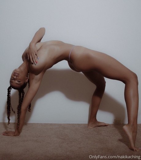 Foto desnuda filtrada de OnlyFans de Naki Kaching