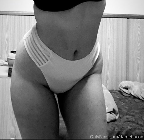 Foto desnuda filtrada de OnlyFans de Anauhiram