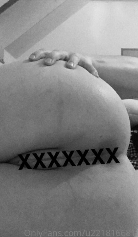 Foto desnuda filtrada de OnlyFans de Xoxoshawtyxoxo