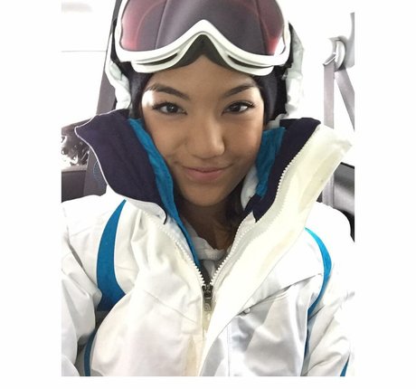 Janelle Ha