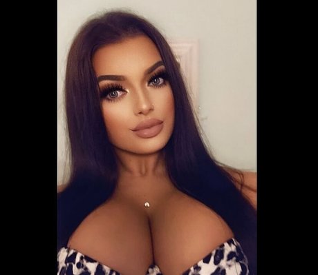 Foto desnuda filtrada de OnlyFans de Emily Colbeck Dorset