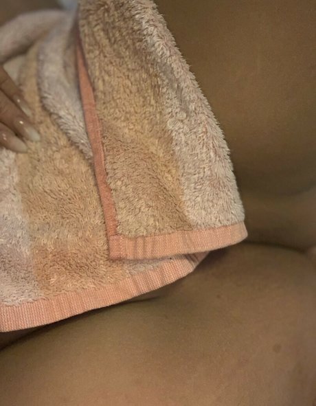 Foto desnuda filtrada de OnlyFans de Calita Sweetz