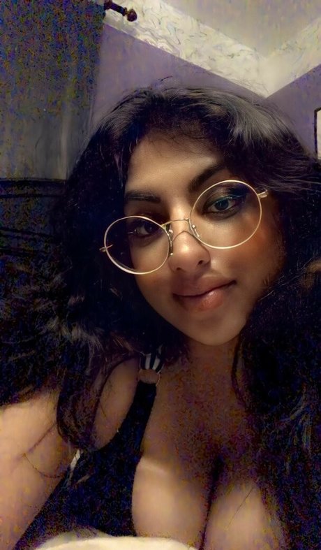 Foto desnuda filtrada de OnlyFans de Ninathepony
