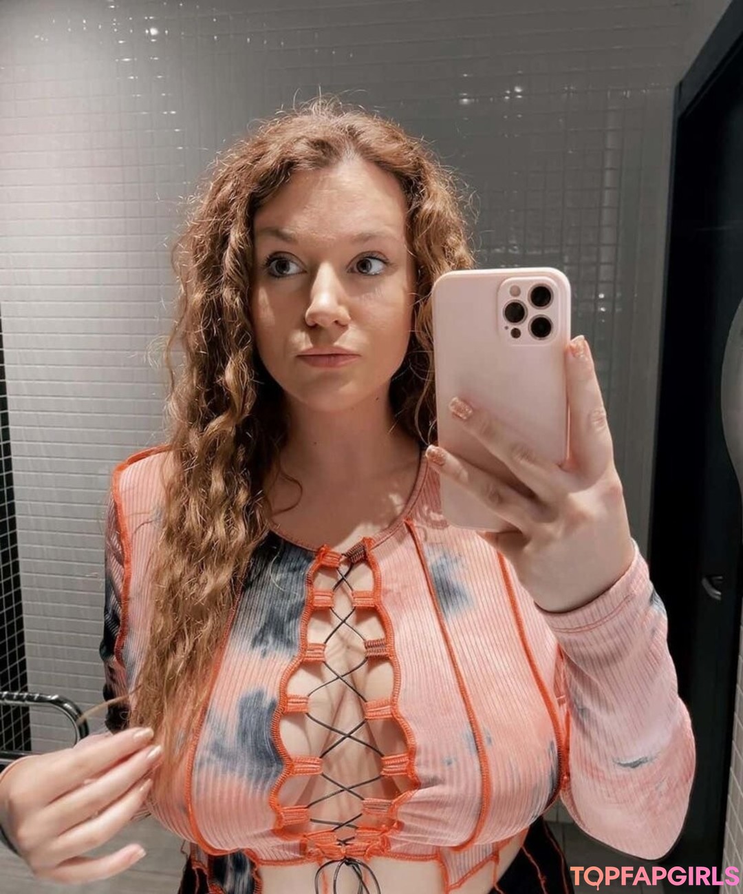 Foto desnuda filtrada de OnlyFans de Carmen Curvy #283 Foto desnuda filtrada de OnlyFans de Carmen Curvy #283