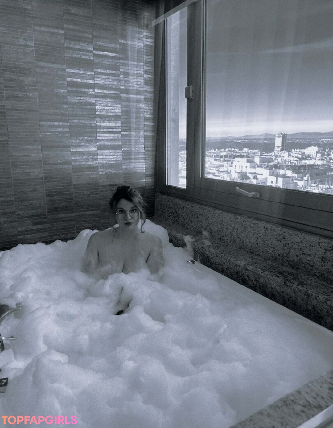 Foto desnuda filtrada de OnlyFans de Carmen Curvy #33 Foto desnuda filtrada de OnlyFans de Carmen Curvy #33