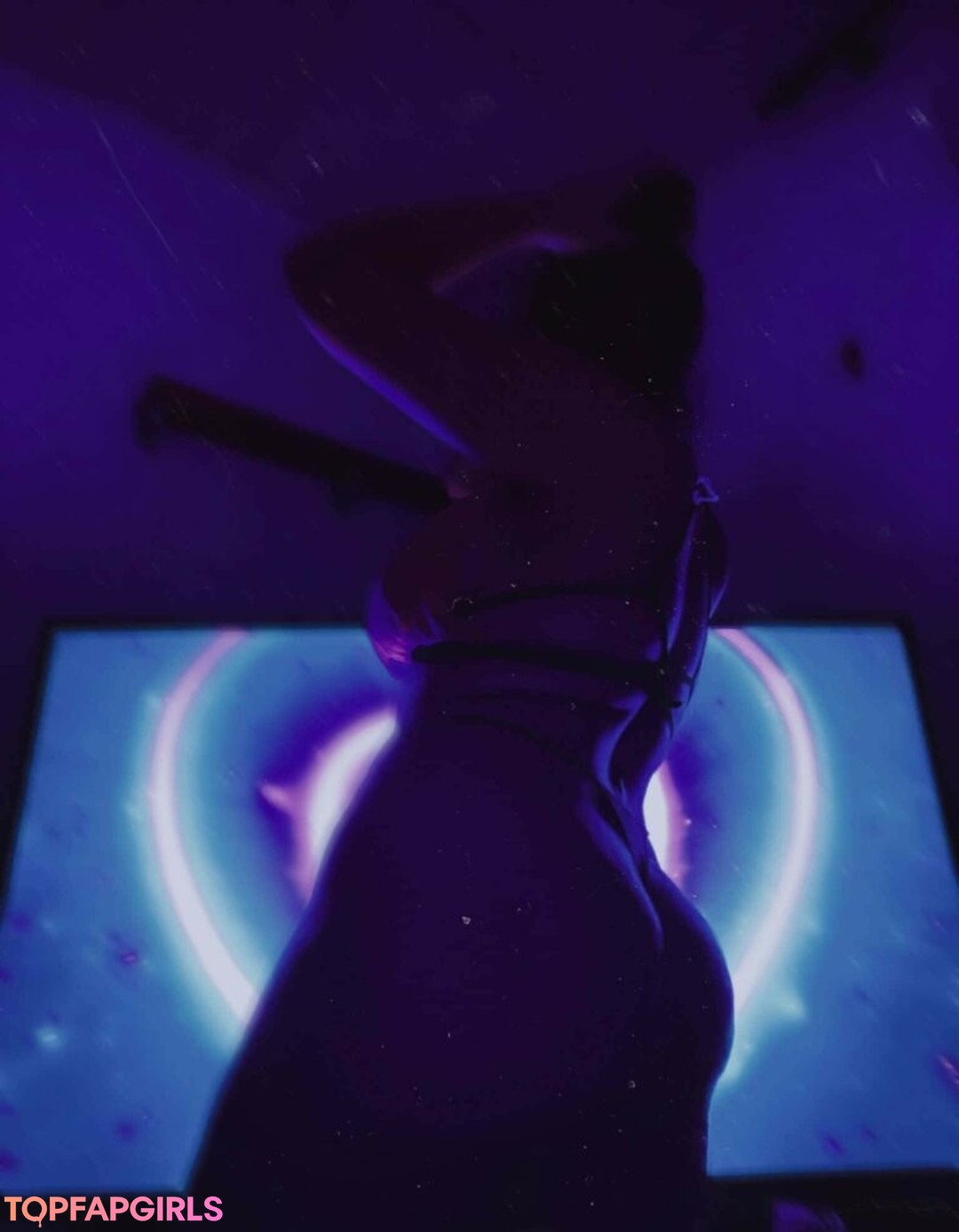 Foto desnuda filtrada de OnlyFans de Carmen Curvy #387 Foto desnuda filtrada de OnlyFans de Carmen Curvy #387