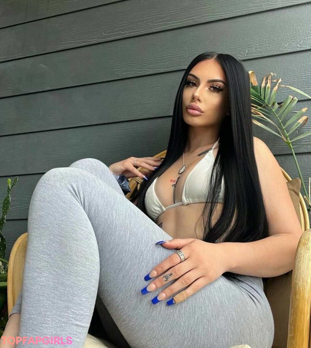 Foto desnuda filtrada de OnlyFans de Bailey King #24 Foto desnuda filtrada de OnlyFans de Bailey King #24