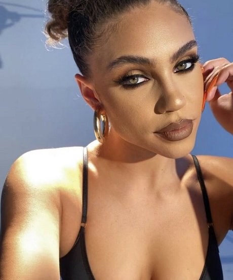 Makayla London