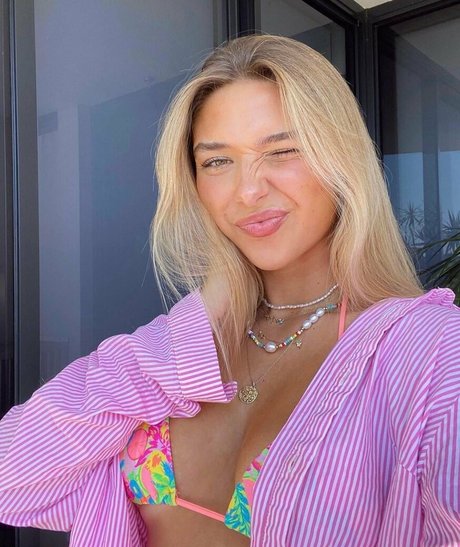 Foto desnuda filtrada de OnlyFans de Tayla Stevenson