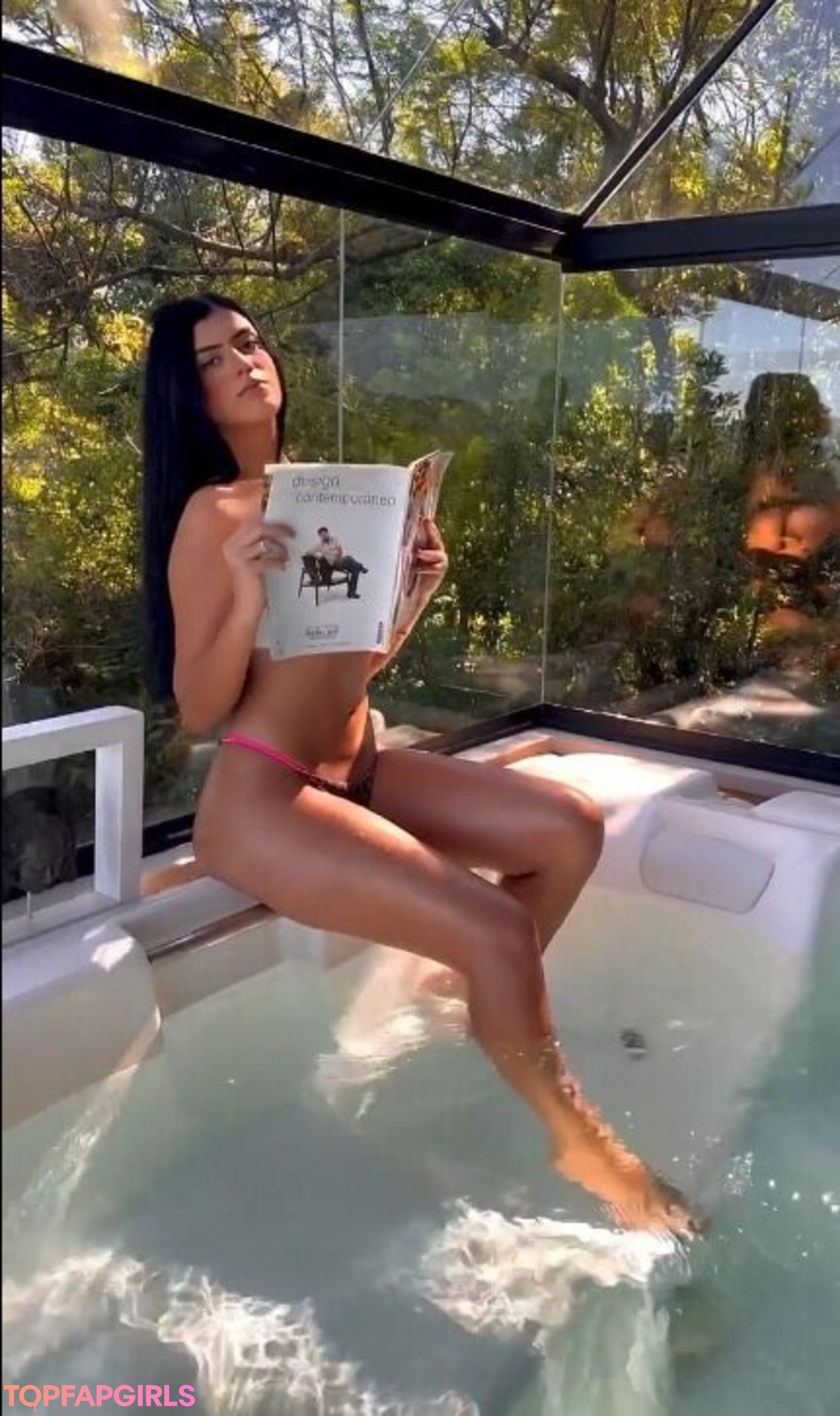 Foto desnuda filtrada de OnlyFans de Victoria Medeiros #3 Foto desnuda filtrada de OnlyFans de Victoria Medeiros #3