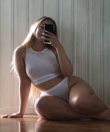 Foto desnuda filtrada de OnlyFans de Emmahaggstrom