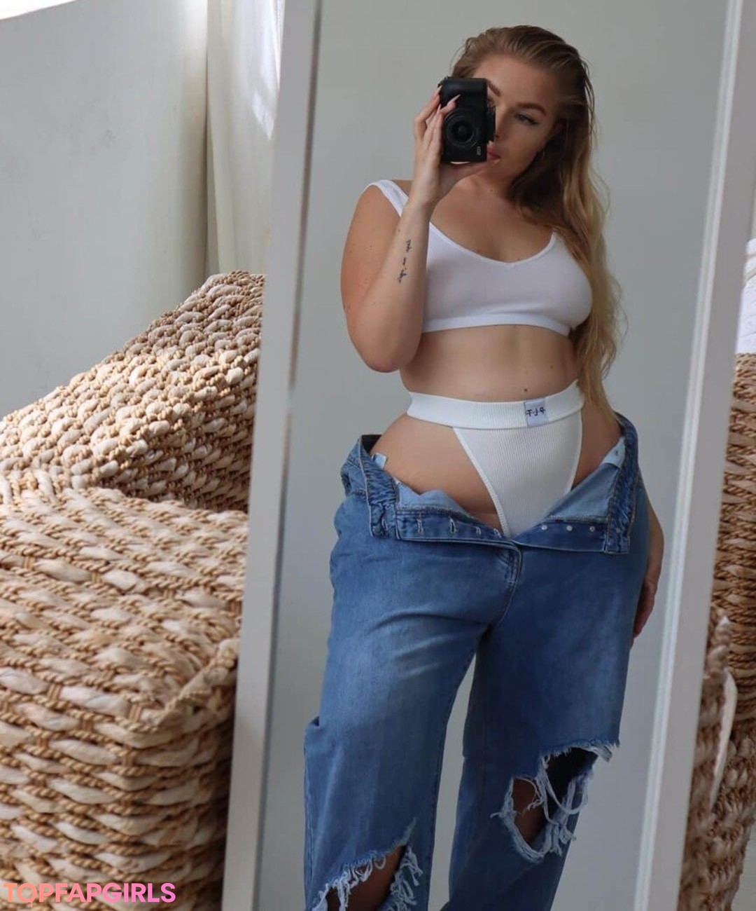 Foto desnuda filtrada de OnlyFans de Emmahaggstrom #295 Foto desnuda filtrada de OnlyFans de Emmahaggstrom #295