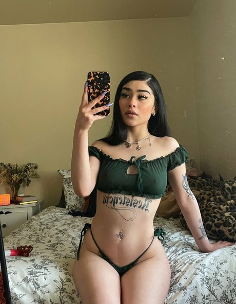 Foto desnuda filtrada de OnlyFans de Tenderlust
