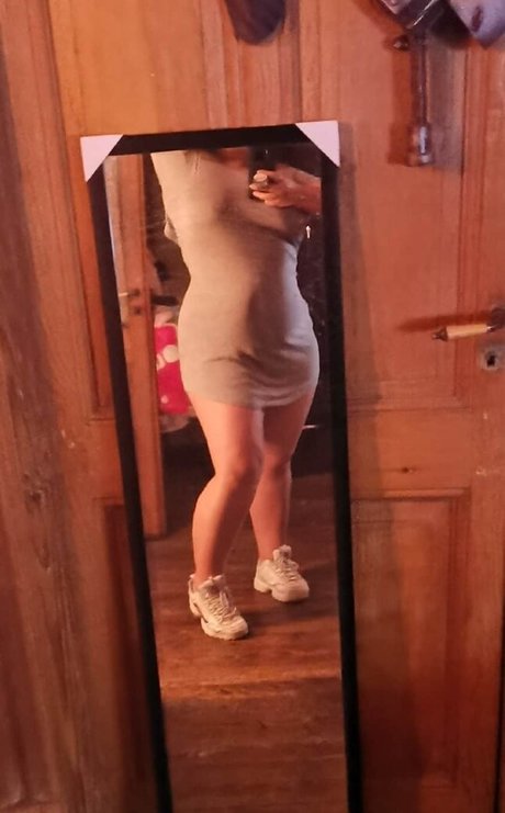 Foto desnuda filtrada de OnlyFans de Firefliesirl