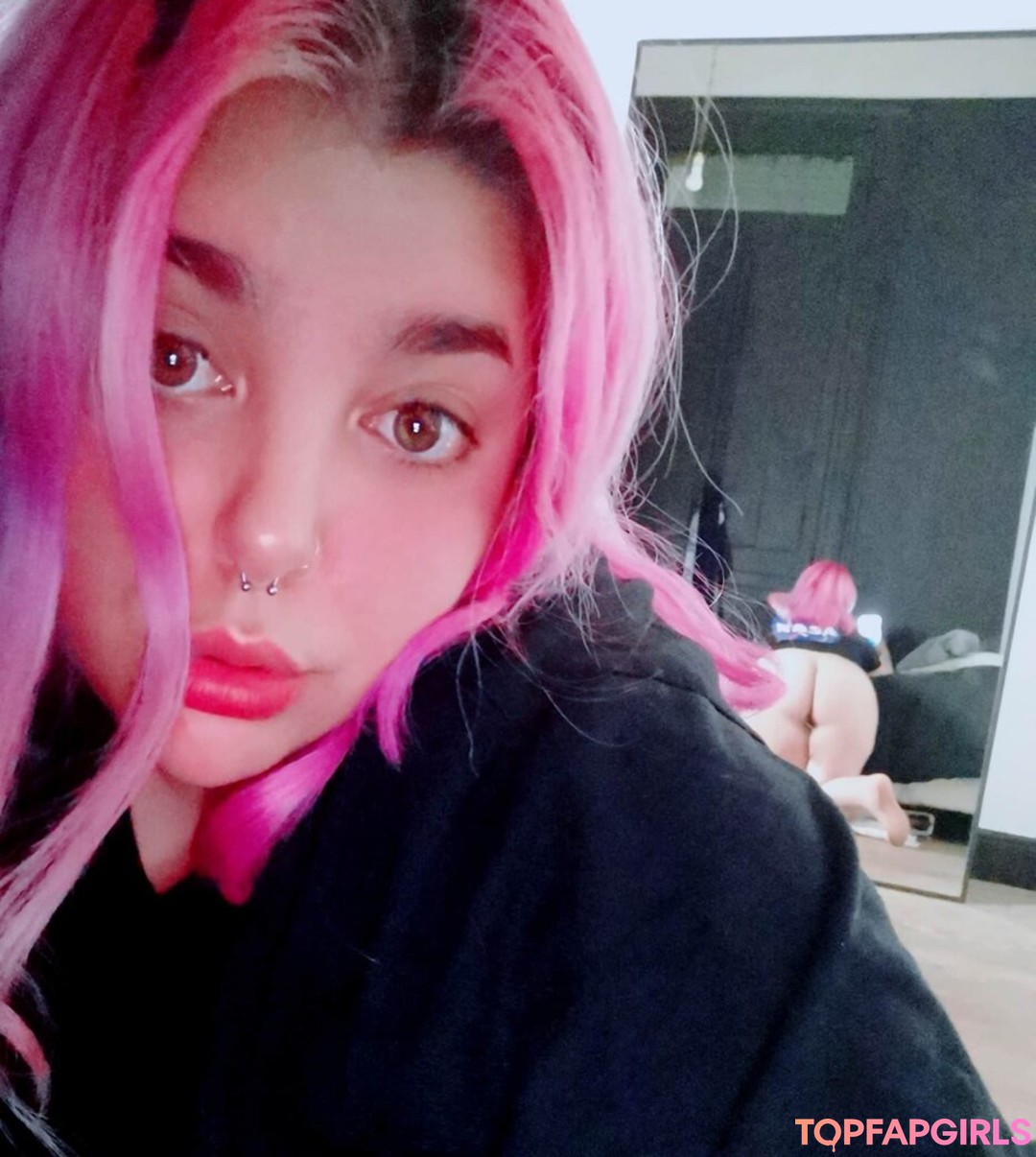 Foto desnuda filtrada de OnlyFans de Firefliesirl #376 Foto desnuda filtrada de OnlyFans de Firefliesirl #376