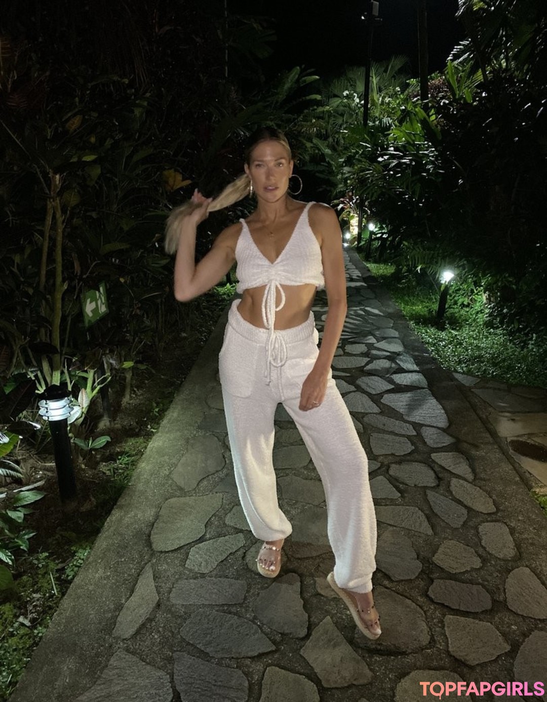 Foto desnuda filtrada de OnlyFans de Kelly Kelly #320 Foto desnuda filtrada de OnlyFans de Kelly Kelly #320