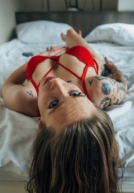 Foto desnuda filtrada de OnlyFans de Dijana Og
