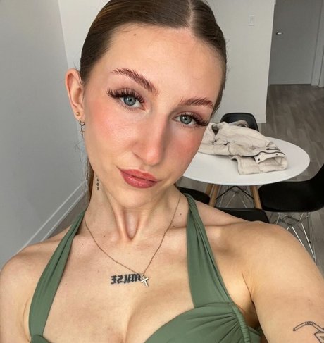 Foto desnuda filtrada de OnlyFans de Callherdaddy23
