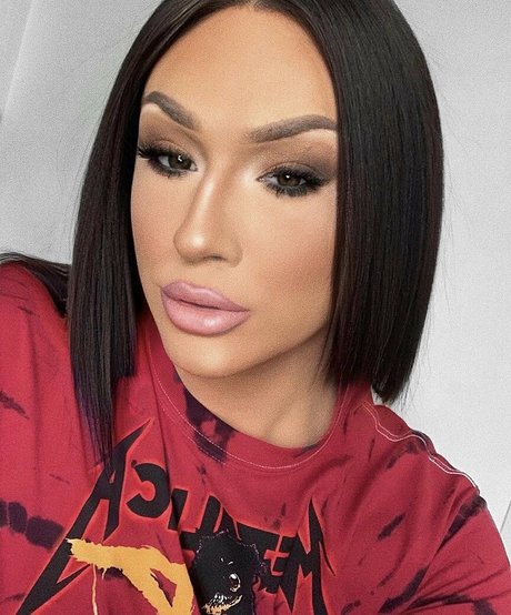 Sasha Donis