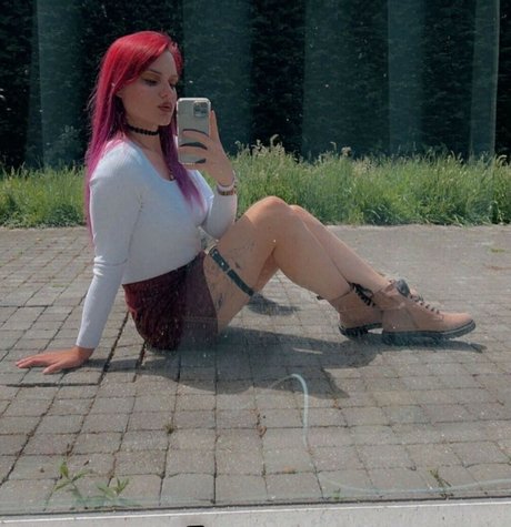 Foto desnuda filtrada de OnlyFans de Lovergirl 1999