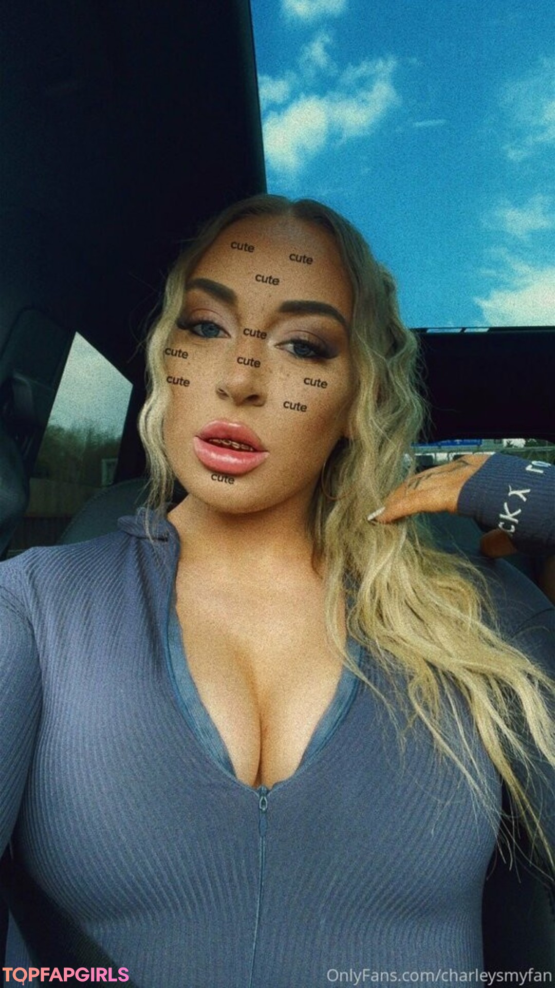 Foto desnuda filtrada de OnlyFans de Charleysmyfan #63 Foto desnuda filtrada de OnlyFans de Charleysmyfan #63