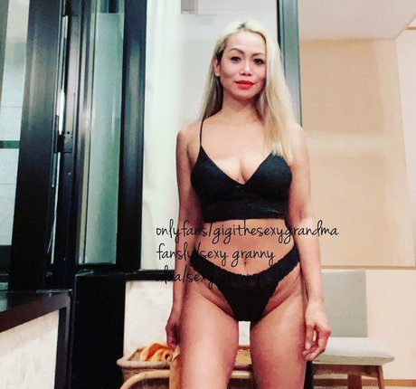 Foto desnuda filtrada de OnlyFans de Stillsexylola