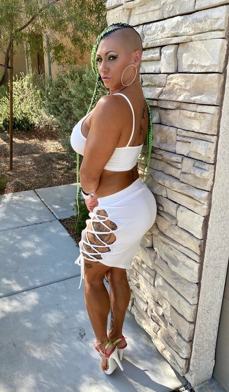 Foto desnuda filtrada de OnlyFans de Queenkarma69