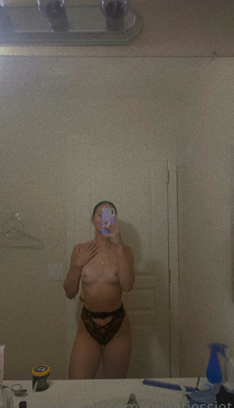 Foto desnuda filtrada de OnlyFans de Sweetjessiet