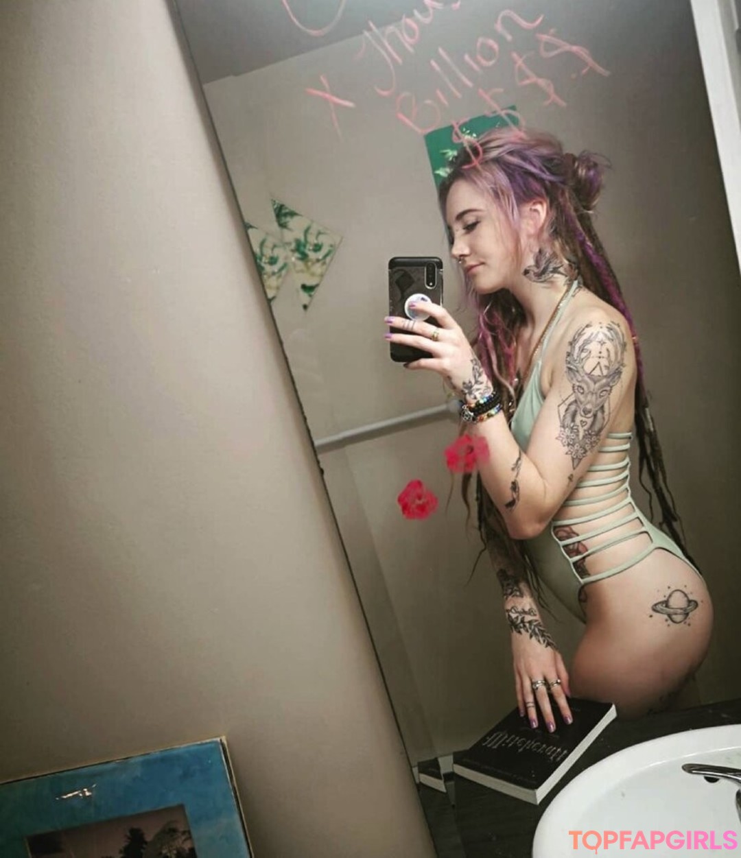 Foto desnuda filtrada de OnlyFans de Bambiicandy #19 Foto desnuda filtrada de OnlyFans de Bambiicandy #19