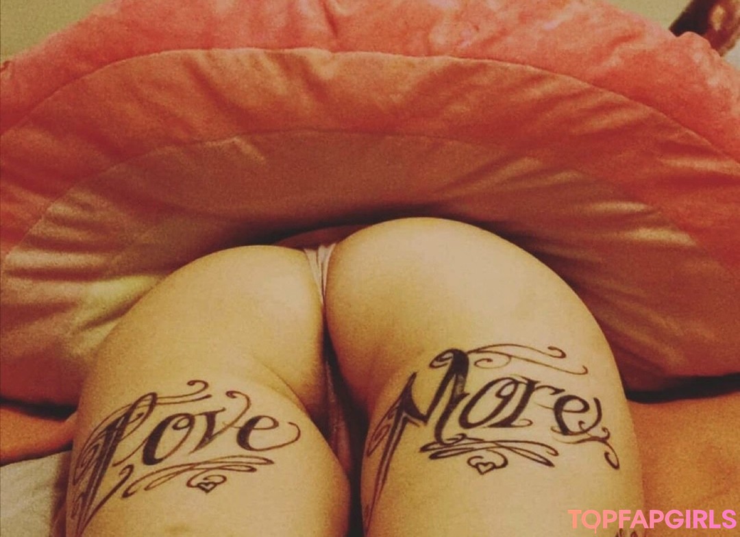 Foto desnuda filtrada de OnlyFans de Bambiicandy #37 Foto desnuda filtrada de OnlyFans de Bambiicandy #37