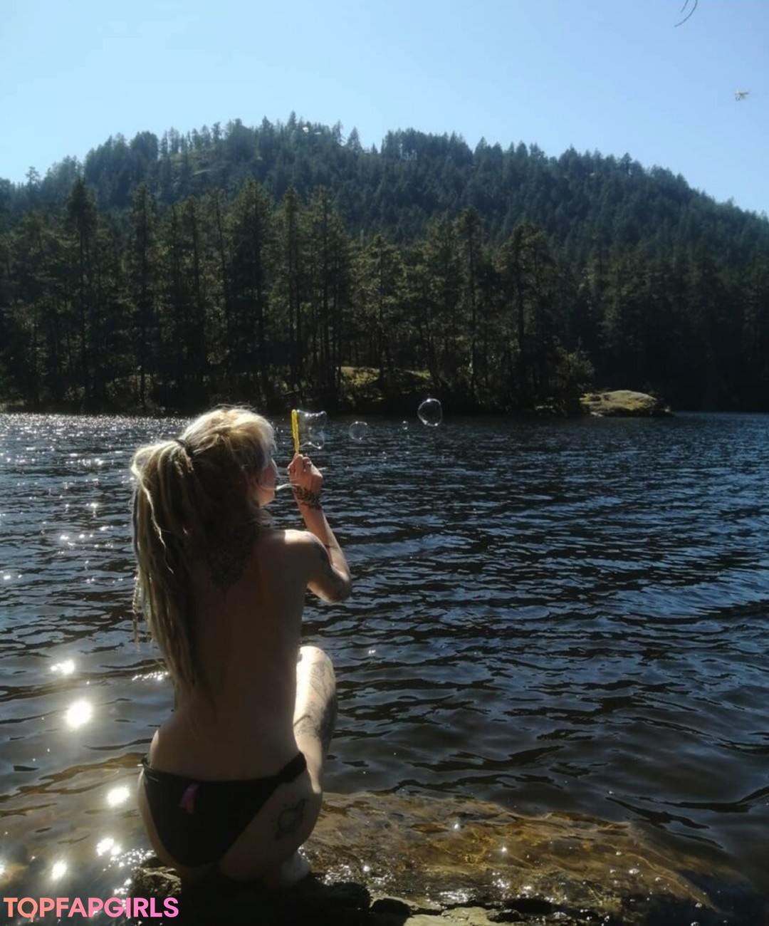 Foto desnuda filtrada de OnlyFans de Bambiicandy #42 Foto desnuda filtrada de OnlyFans de Bambiicandy #42