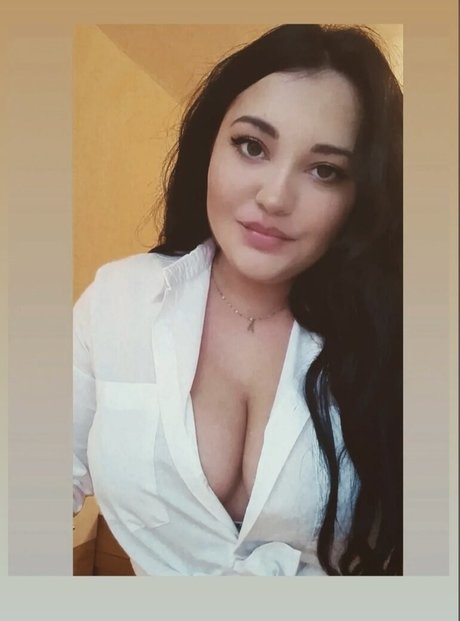 Foto desnuda filtrada de OnlyFans de Blackwidow1996