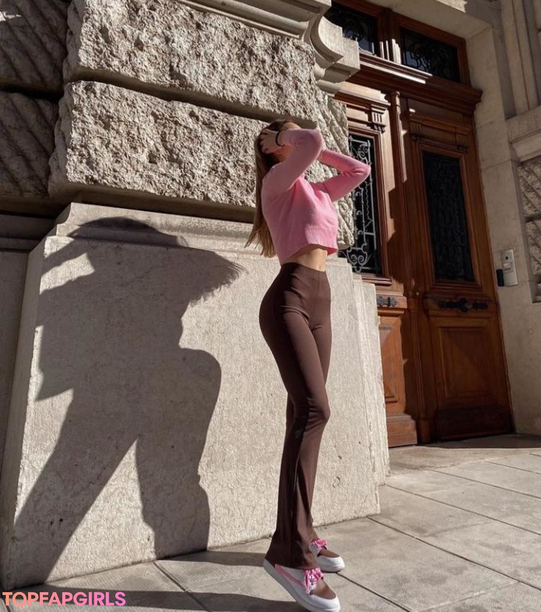 Foto desnuda filtrada de OnlyFans de Elena Berri #139 Foto desnuda filtrada de OnlyFans de Elena Berri #139