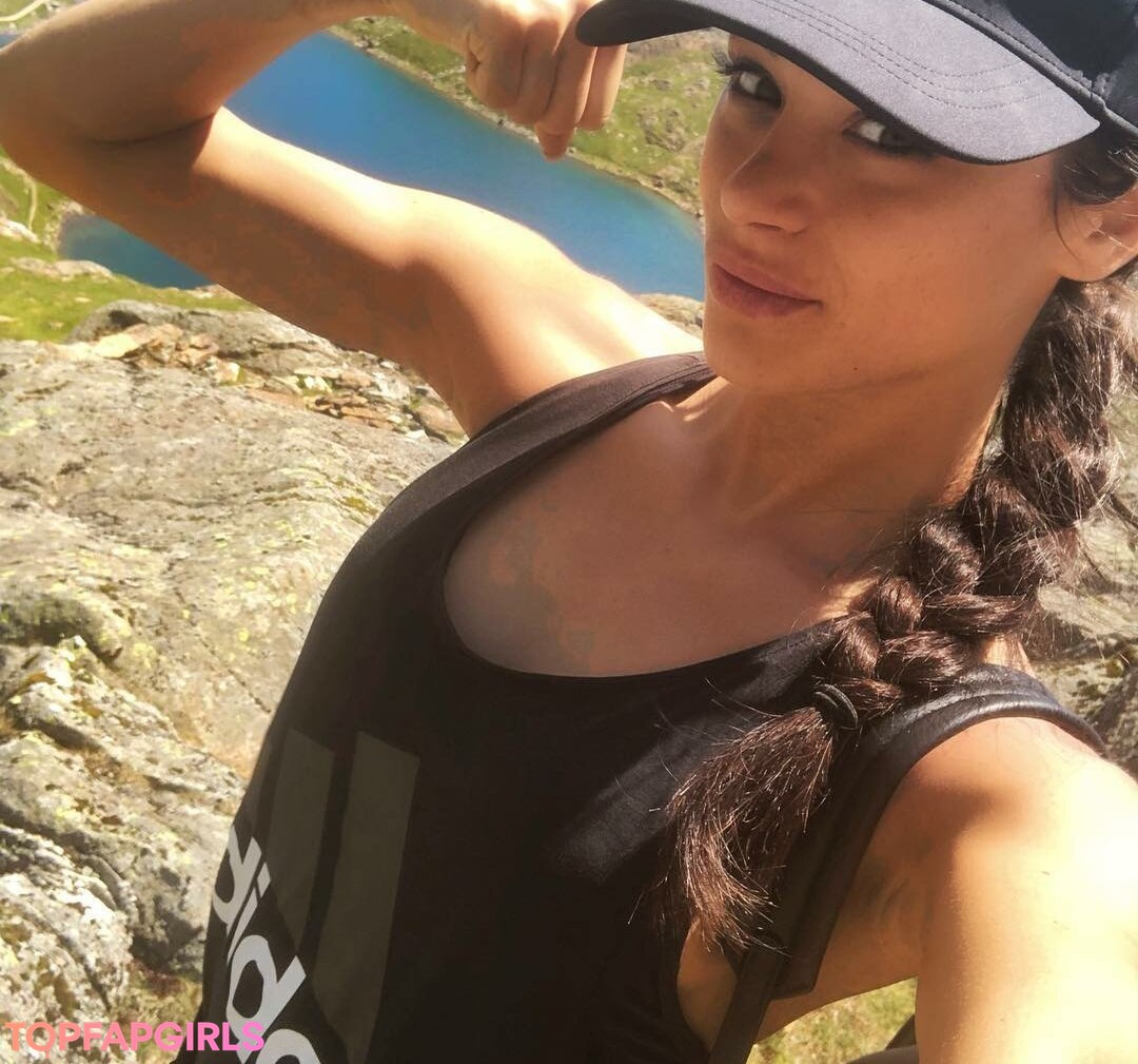 Foto desnuda filtrada de OnlyFans de Sandra Dziwiszek #42 Foto desnuda filtrada de OnlyFans de Sandra Dziwiszek #42