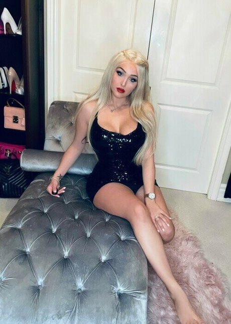Foto desnuda filtrada de OnlyFans de Avyannalouve