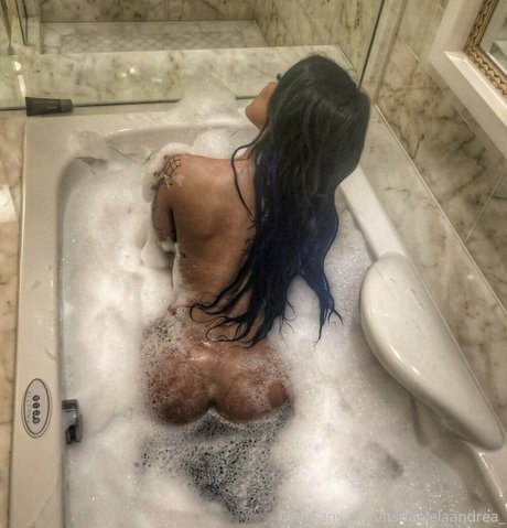 Insanelyillluv444honey