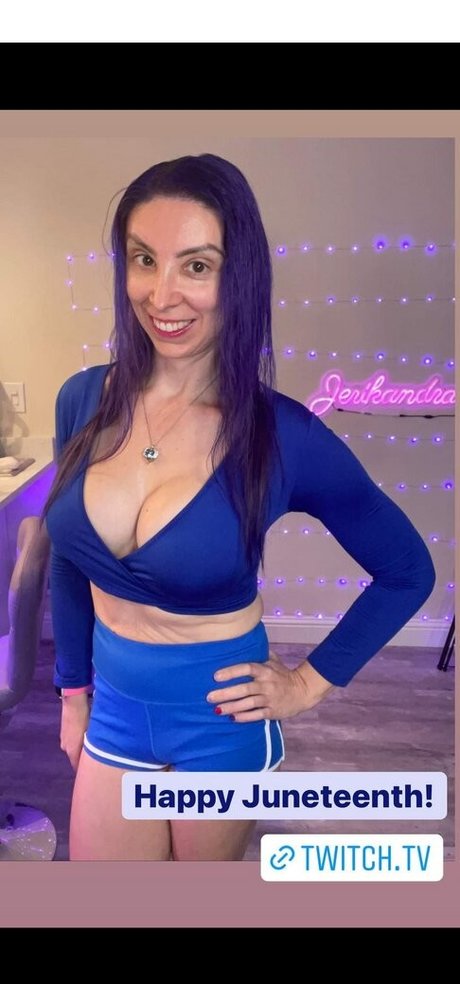 Foto desnuda filtrada de OnlyFans de Jerikandra