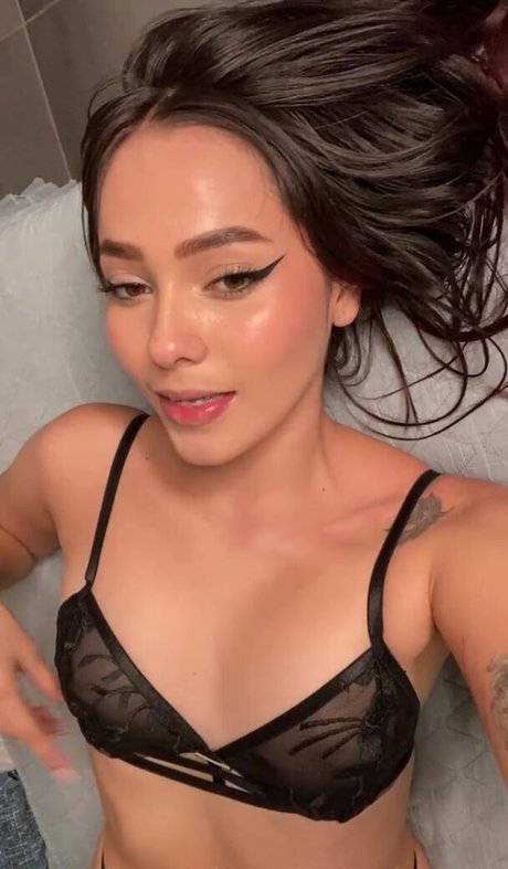 Stephanie Toro