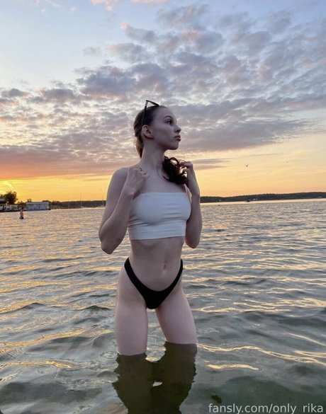 Foto desnuda filtrada de OnlyFans de Rika Lovnse