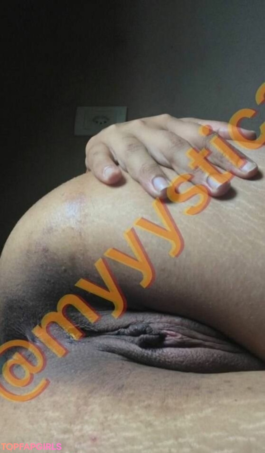 Foto desnuda filtrada de OnlyFans de Myyyystical #43 Foto desnuda filtrada de OnlyFans de Myyyystical #43