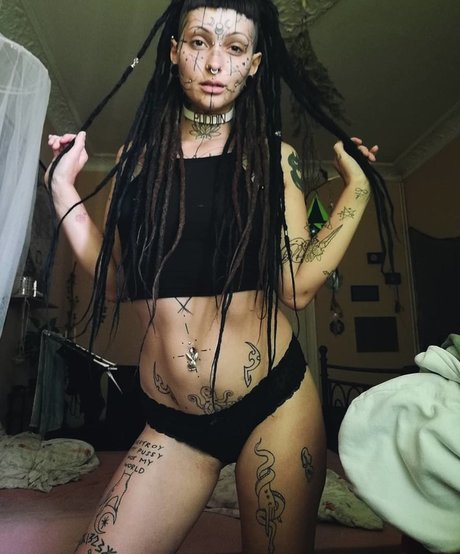 Foto desnuda filtrada de OnlyFans de Bastetbeast