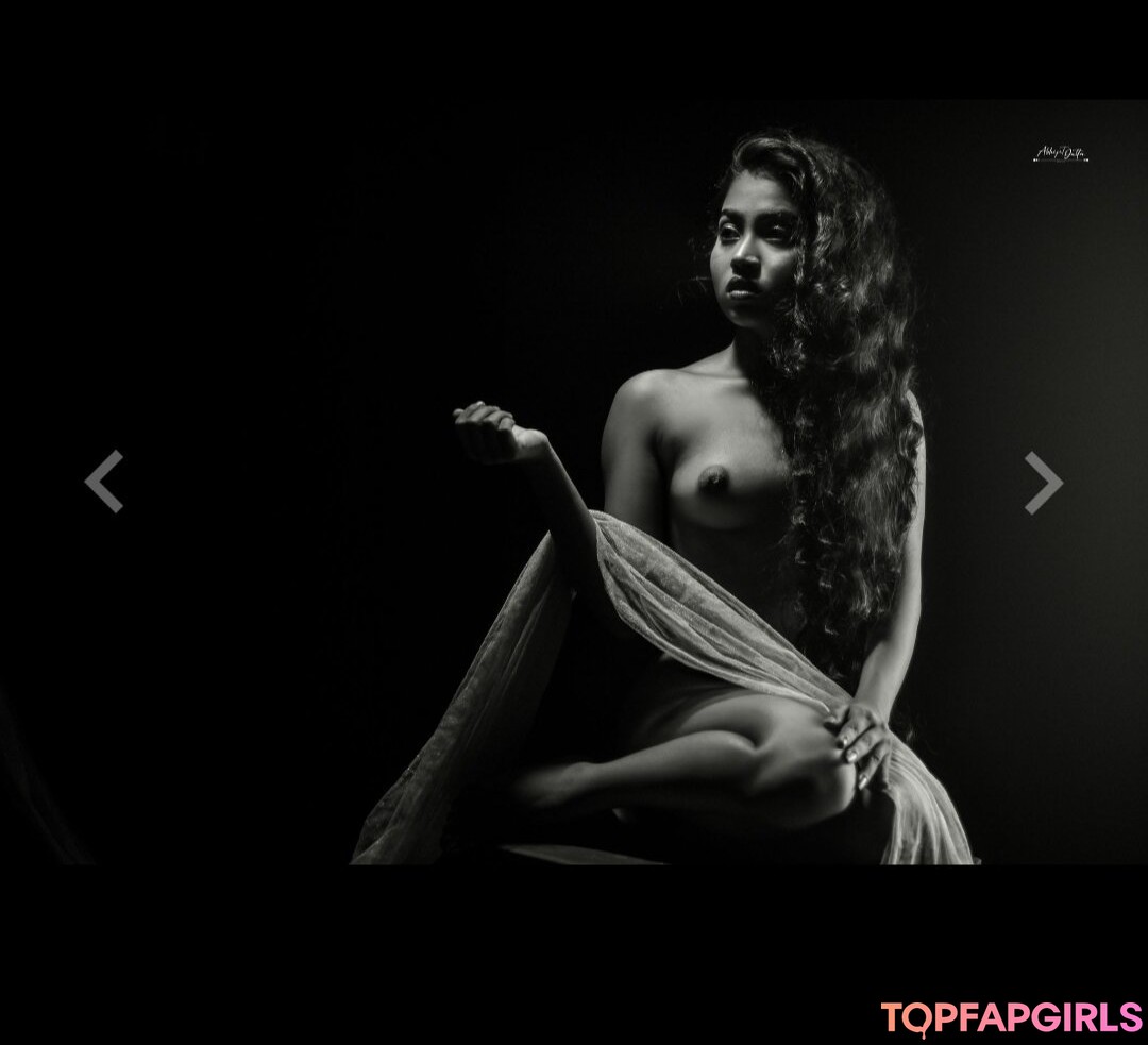 Foto desnuda filtrada de OnlyFans de Yajnaseni #1662