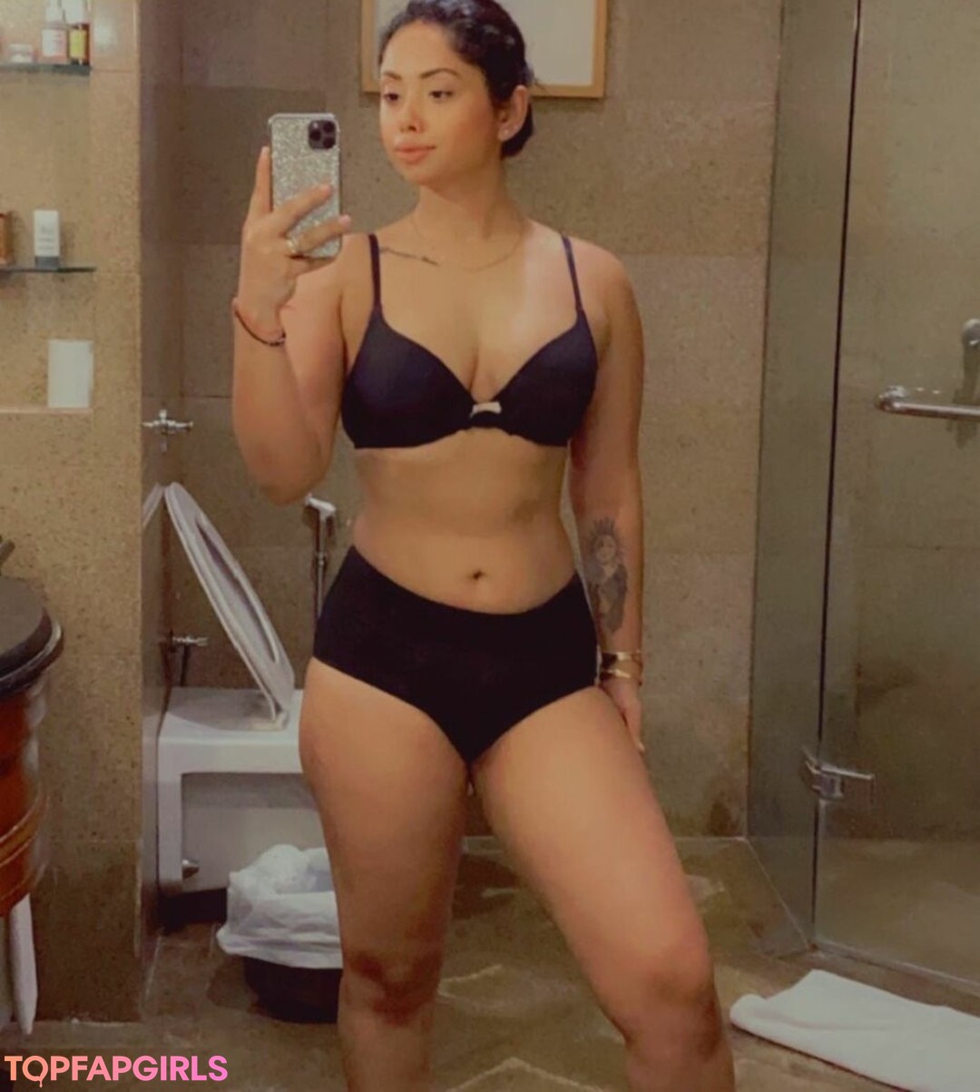 Foto desnuda filtrada de OnlyFans de Yajnaseni #1784