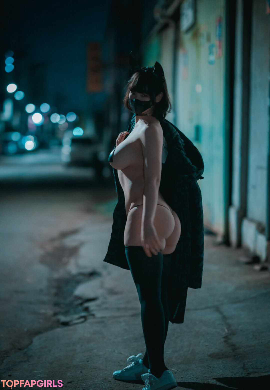 Foto desnuda filtrada de OnlyFans de Djawa Jenny #54 Foto desnuda filtrada de OnlyFans de Djawa Jenny #54